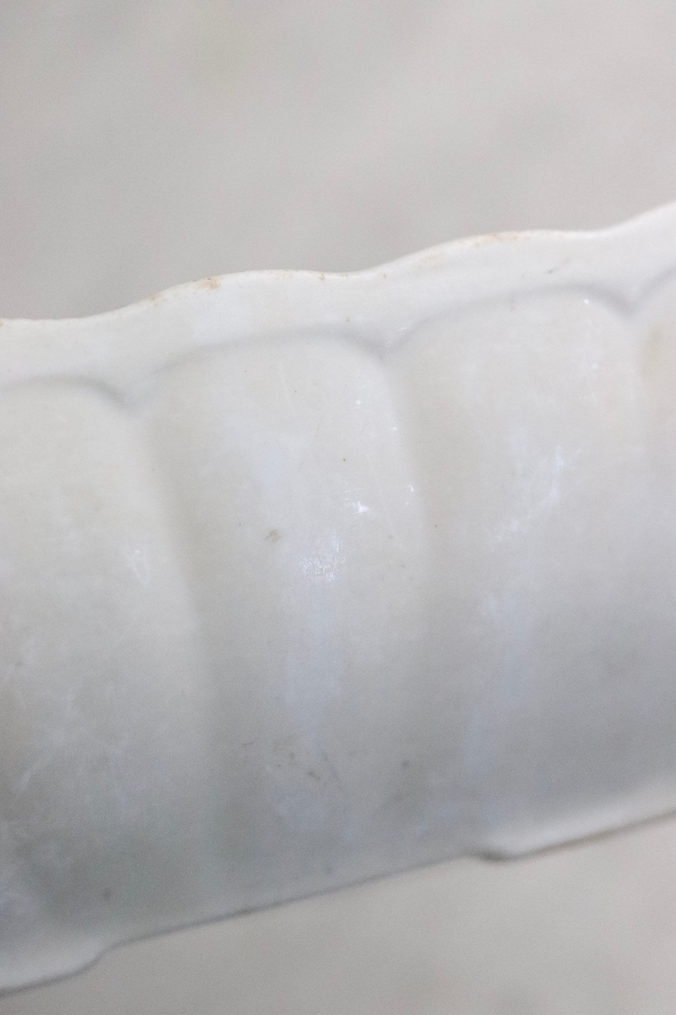 Large Antique Ironstone Ladyfinger Bowl