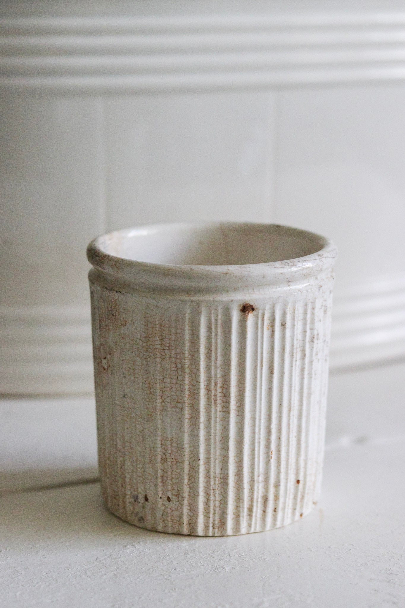 Antique English Maling Pot