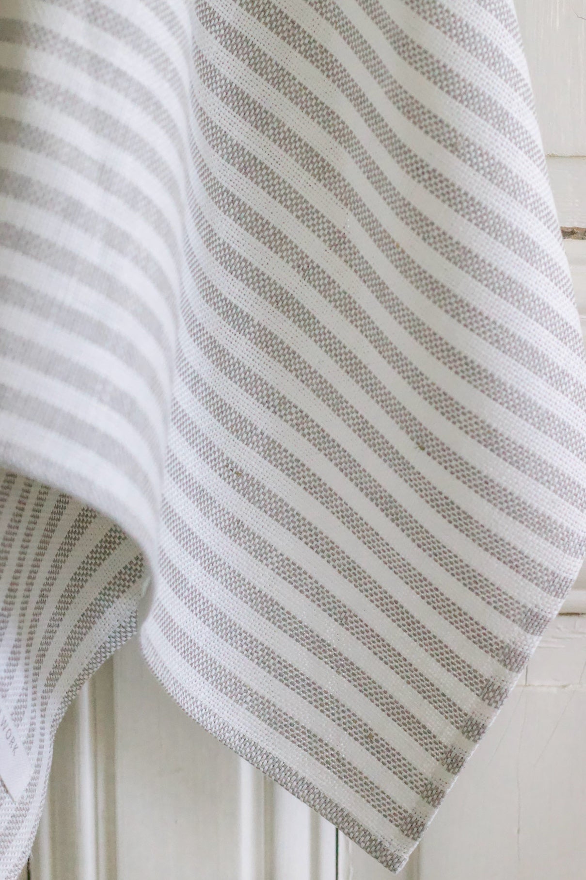 Linen Chambray Hand Towel - Natural Stripe