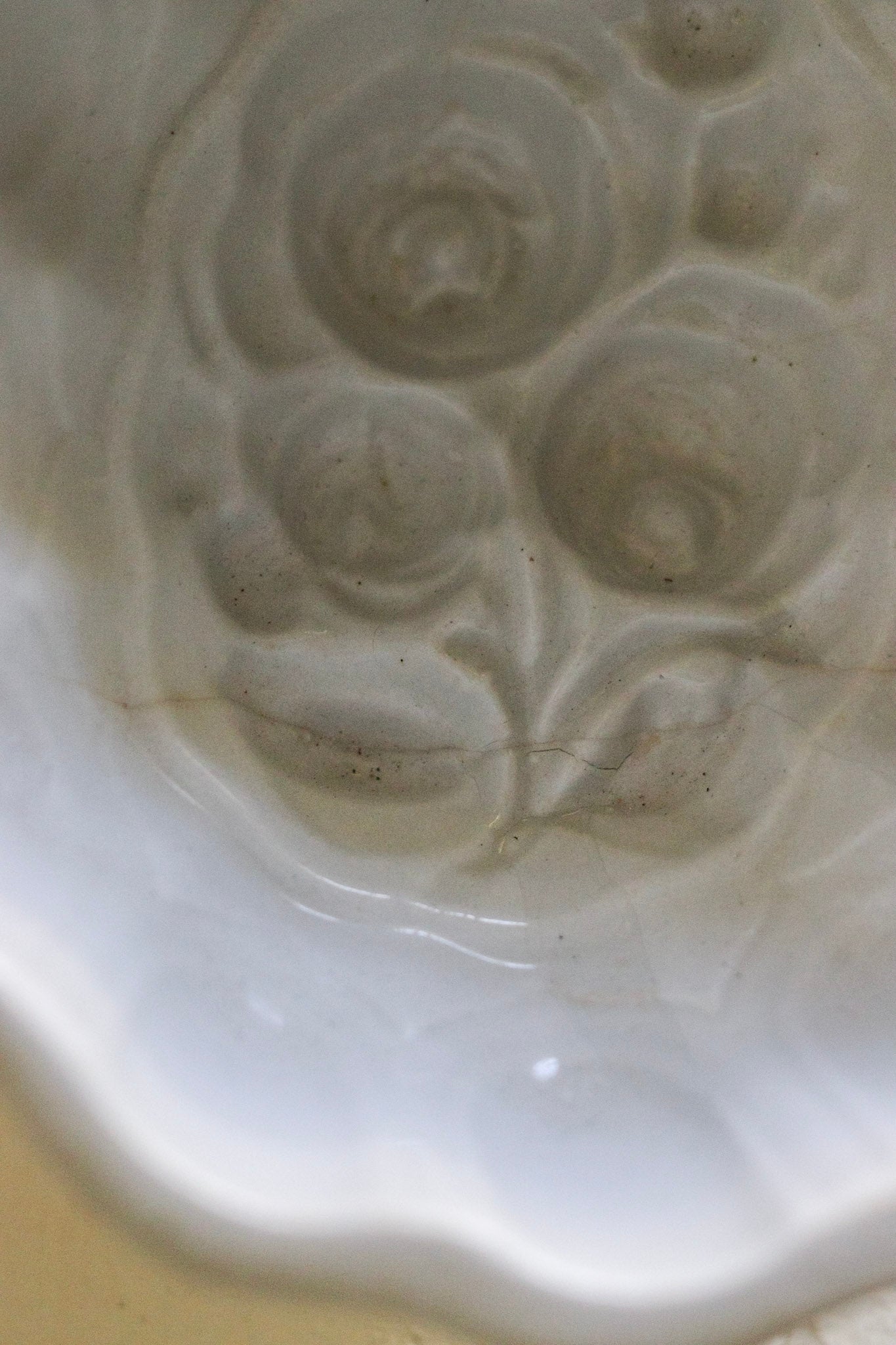 Vintage English Mold with Rose - Please read Description