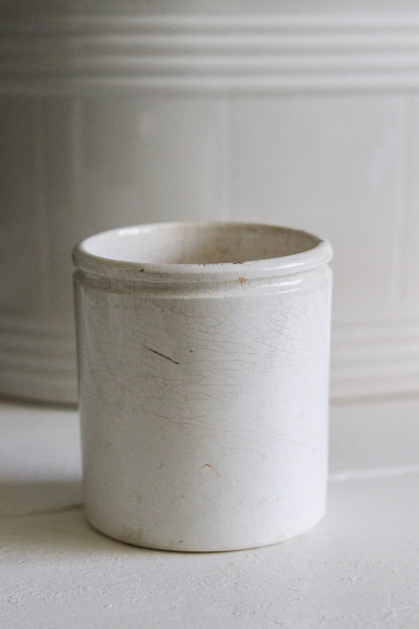 Antique English Maling Pot