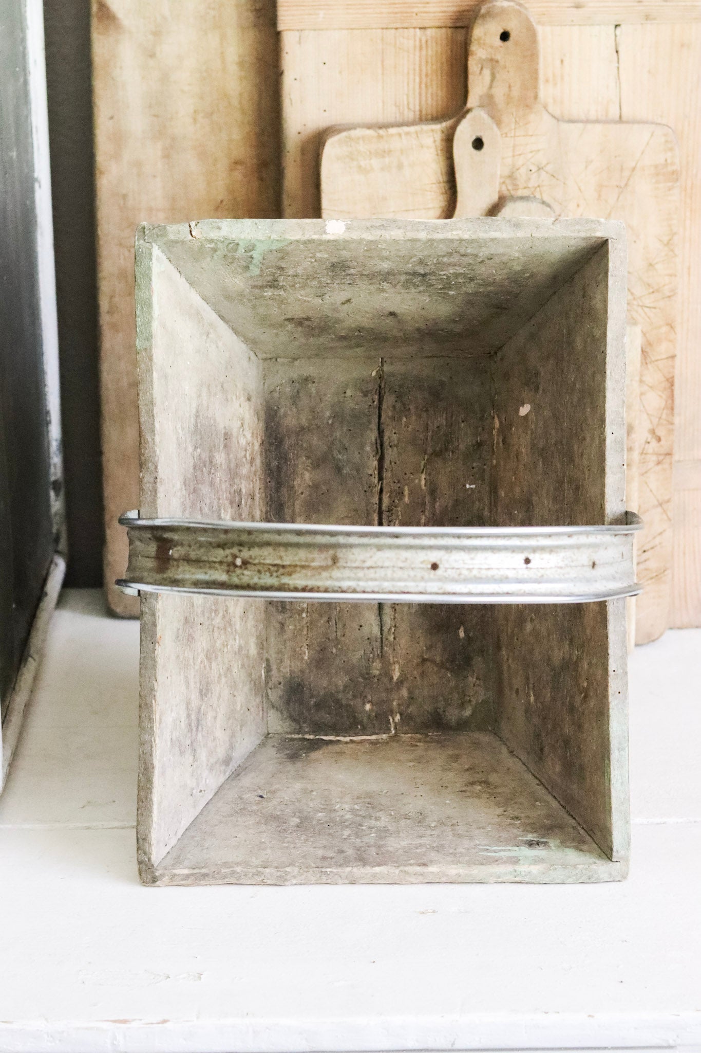 Vintage French Champagne Trug