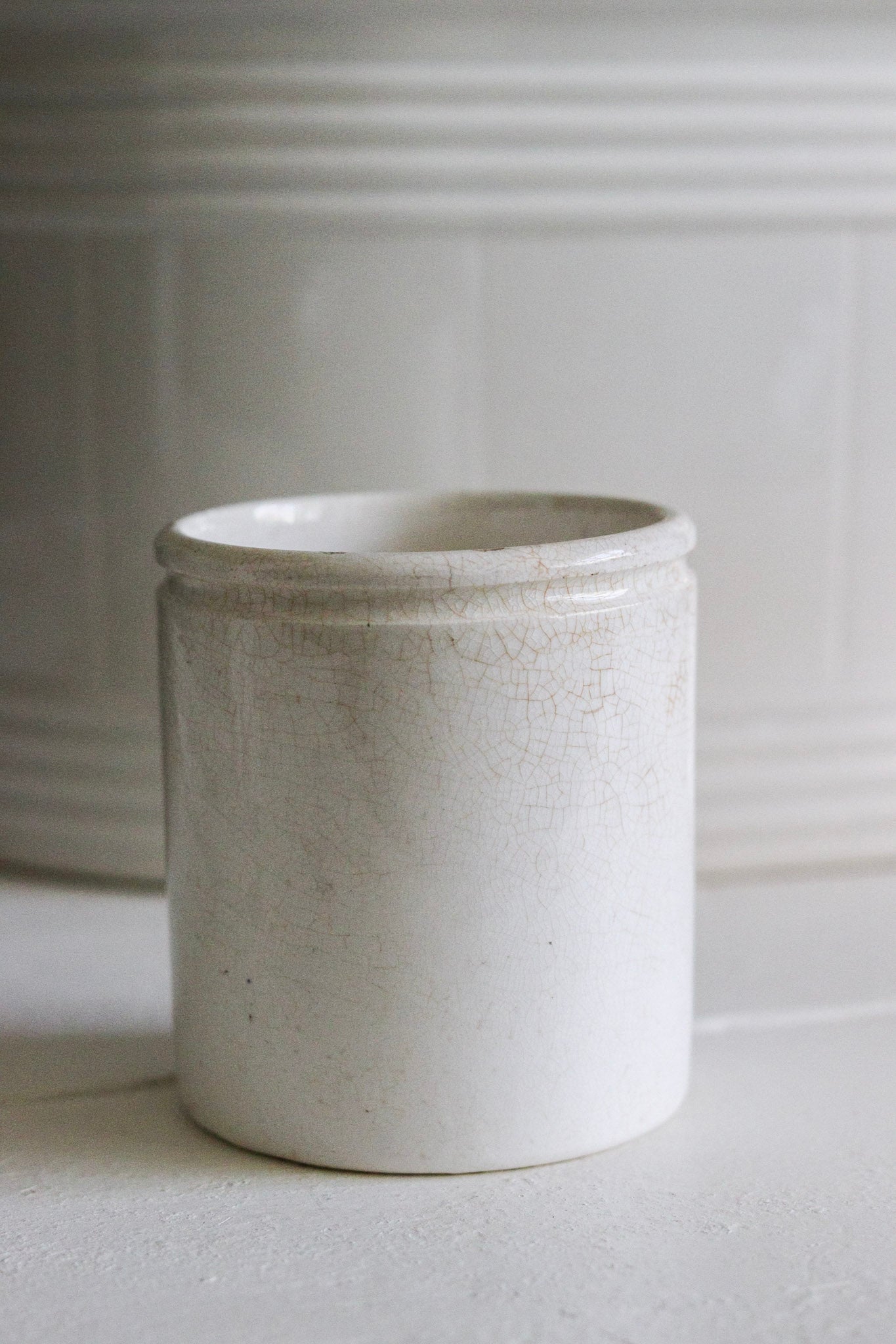 Antique English Maling Pot