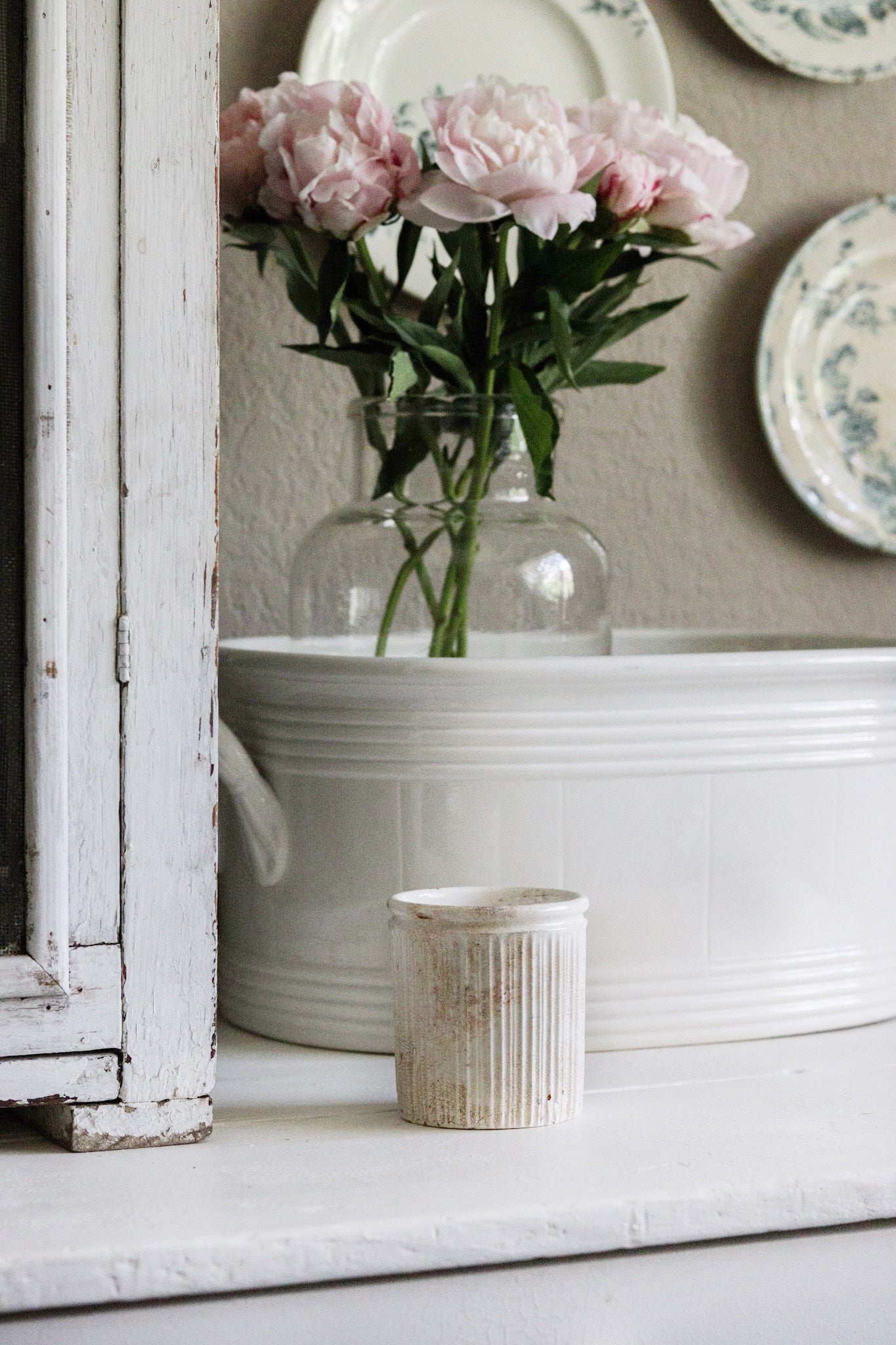 Antique English Maling Pot