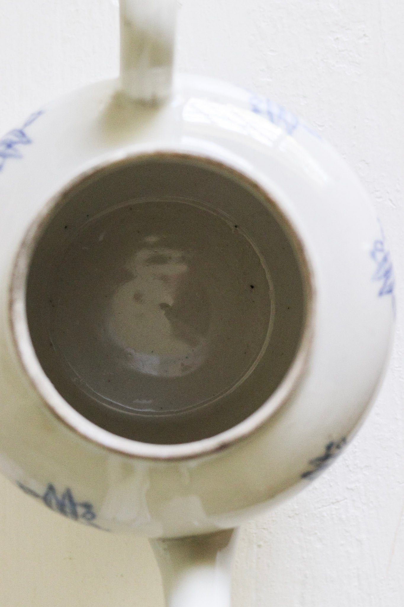 Vintage St Uze Teapot