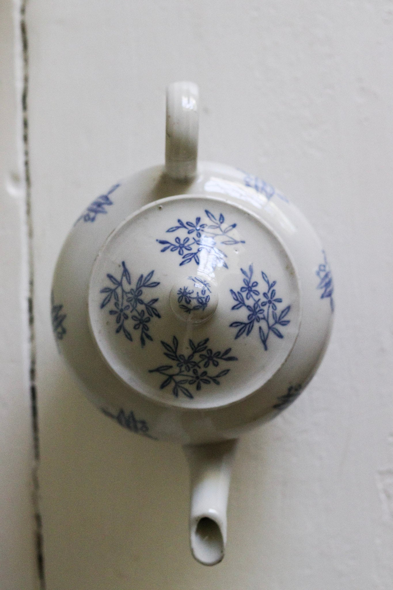 Vintage St Uze Teapot