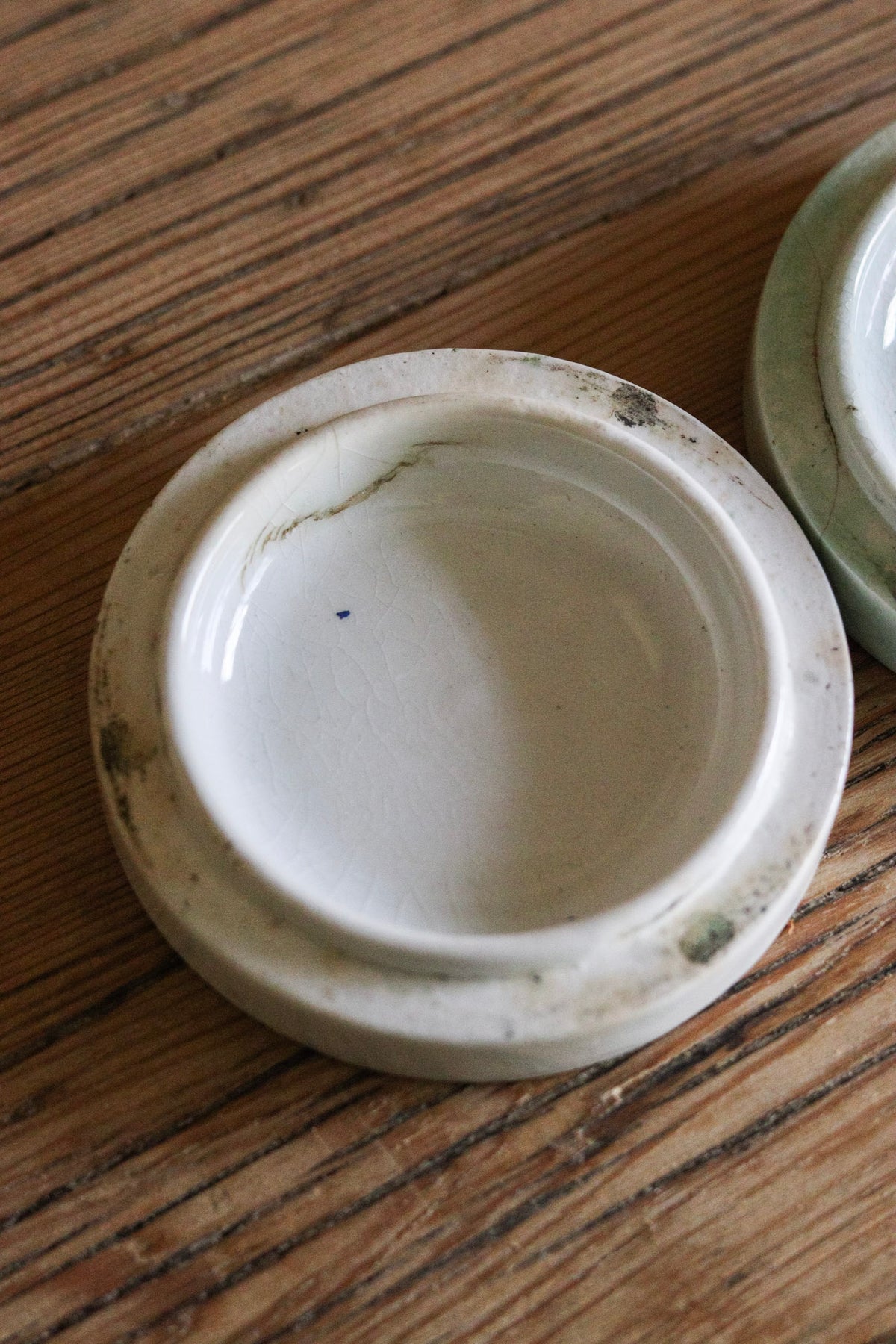 Vintage English Stacking Paint Palette Set