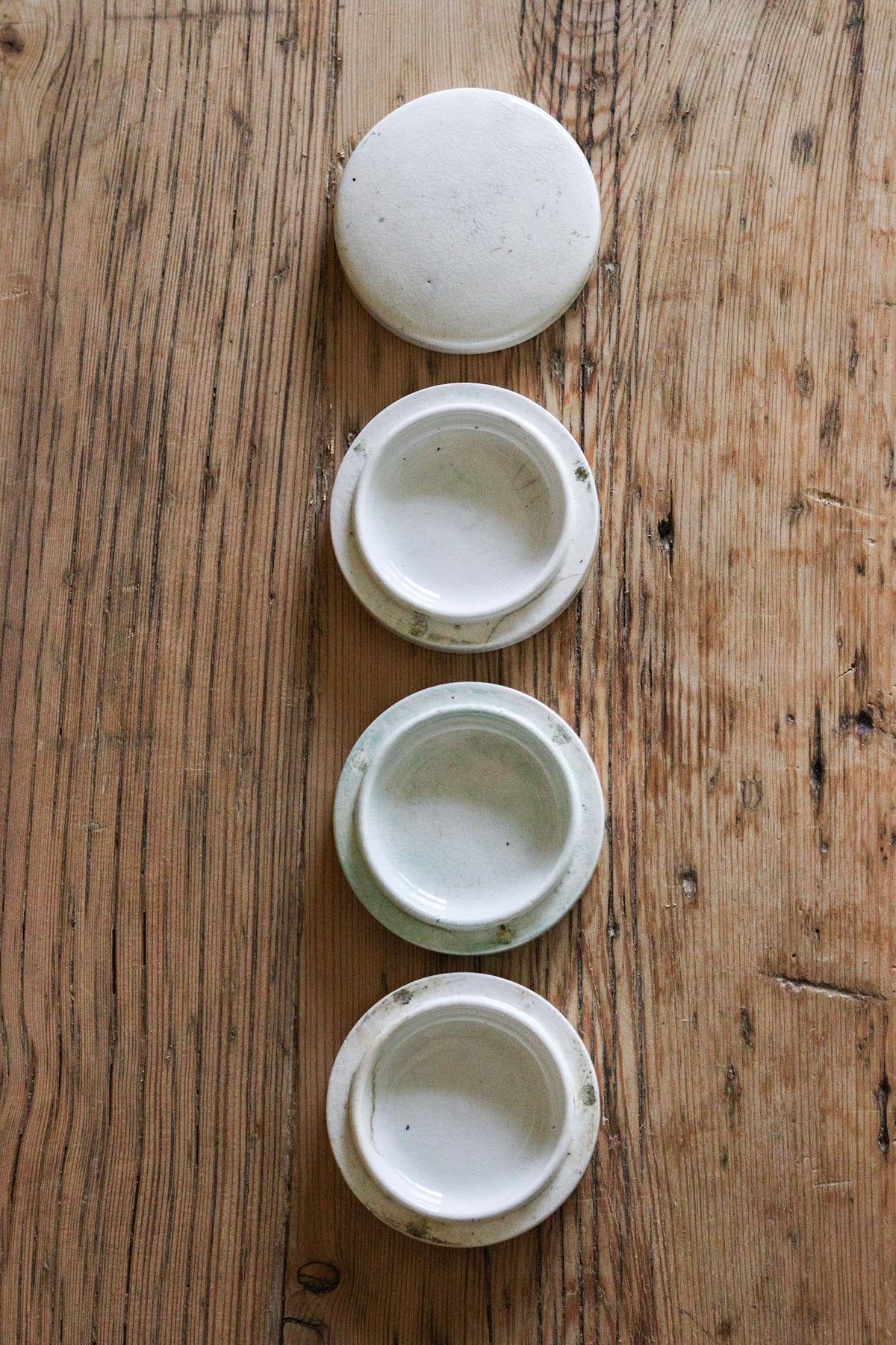 Vintage English Stacking Paint Palette Set