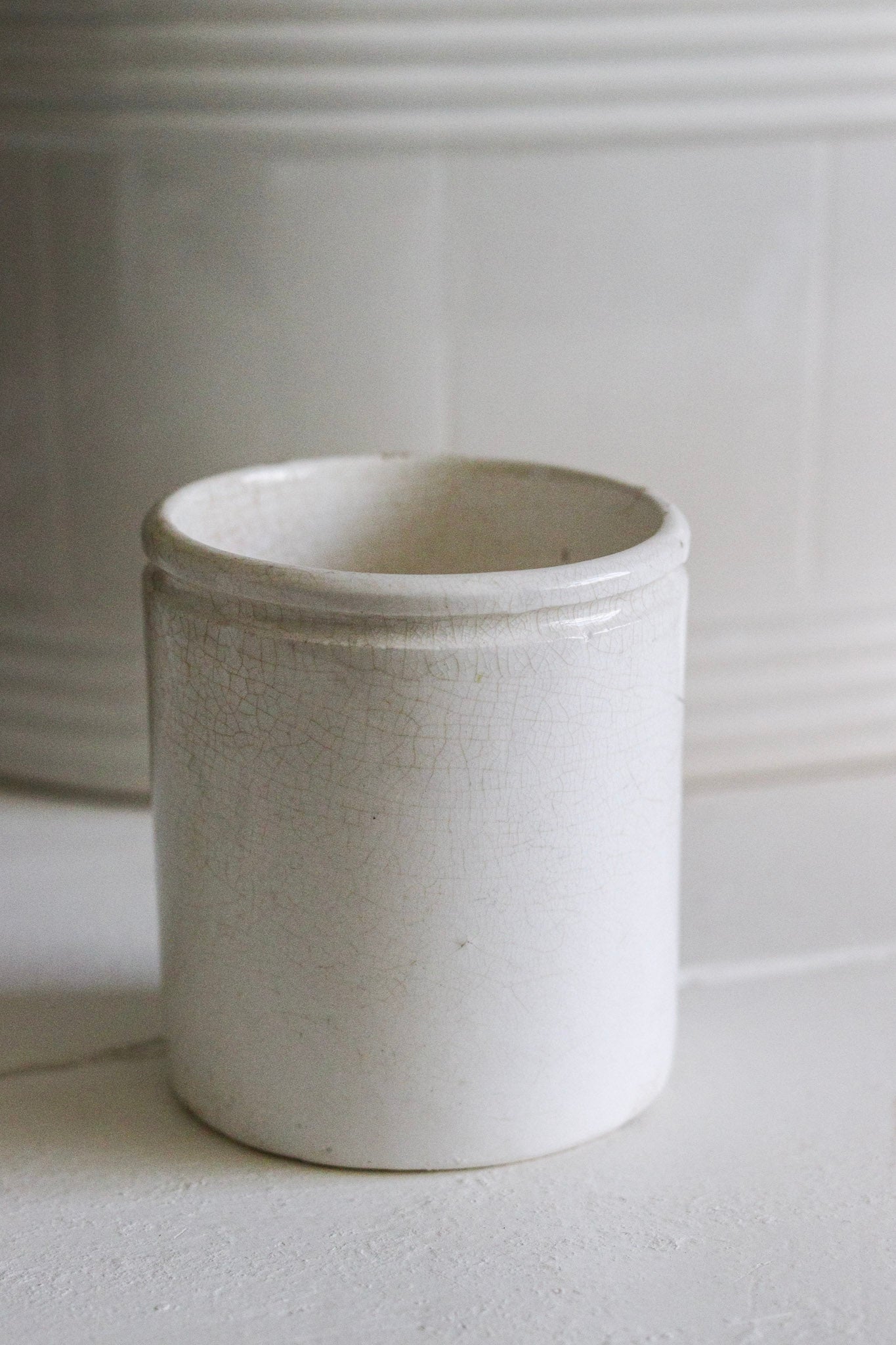 Antique English Maling Pot